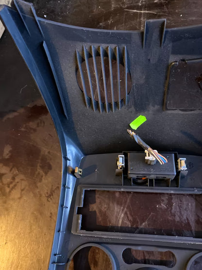 Renault Clio 2012 Blende mit Warnblinker