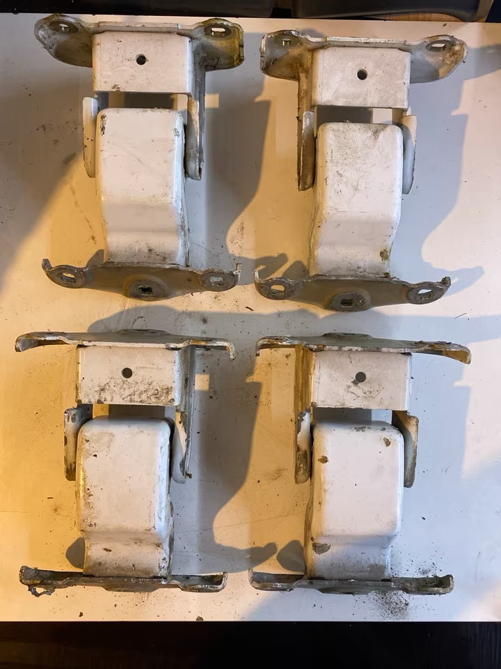 Opel Vivaro A Türschaniere Set GM66379-446