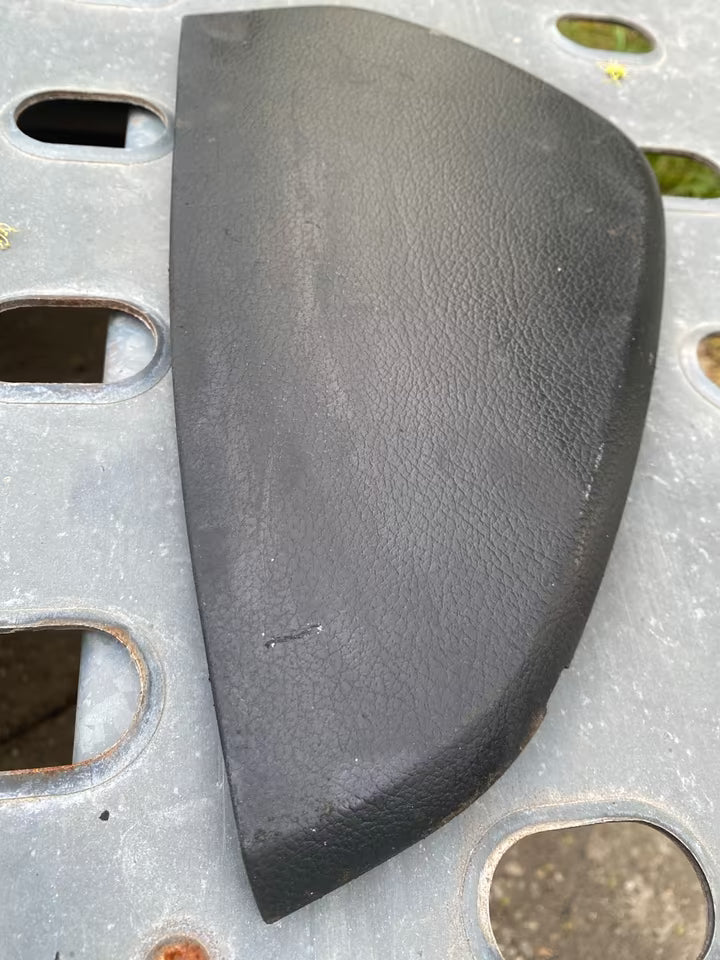 Audi A4 B6 Sicherungsdeckel 8E857085A