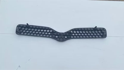 Toyota Yaris P1 Kühlergrill Original 53101 0D010