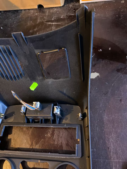 Renault Clio 2012 Blende mit Warnblinker