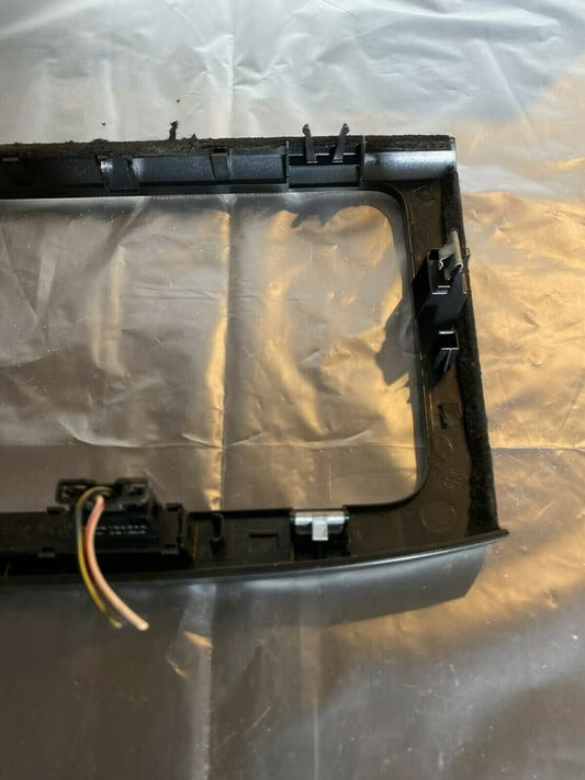 VW Passat 3c b6 Verkleidung Radio Zierleiste 318410100