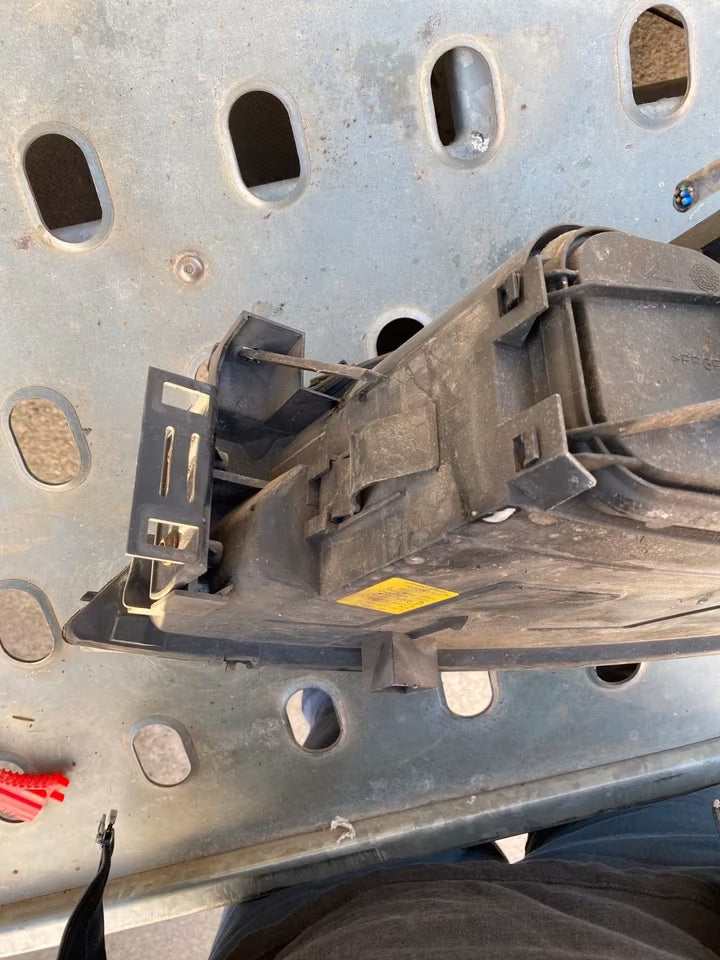 Ford Mondeo 3 Kombi Scheinwerfer rechts 1S7113005AL
