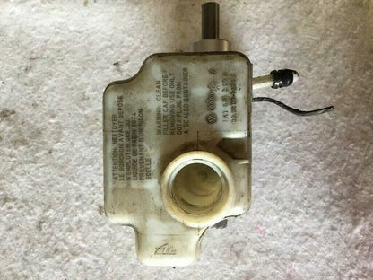 Skoda Hauptbremszylinder 1K1611301D