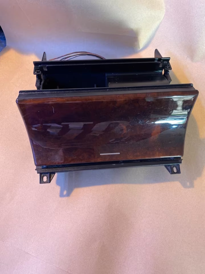 Mercedes W210 elegance Aschenbecher