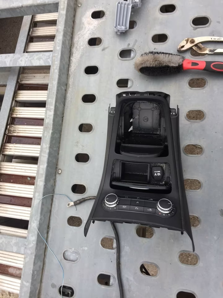 Mercedes W246-B200 Amaturen