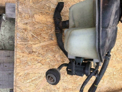 Mercedes C270 Kühlwasserbehälter mit Pumpe W202