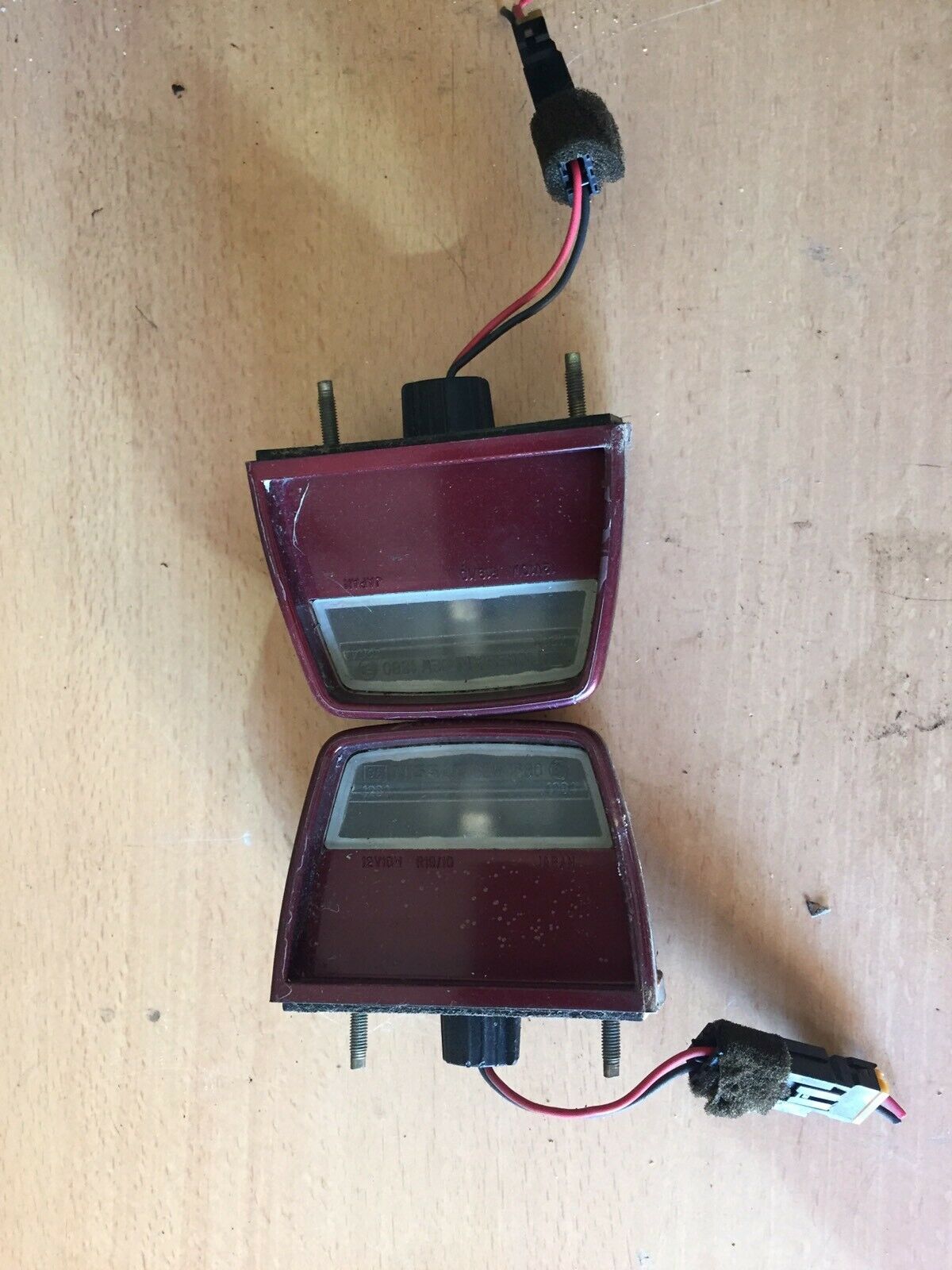 Nissan Micra K10 Nummernschildbeleuchtung