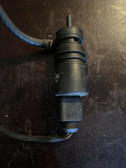 Mercedes Benz Pumpe Wischwasserpumpe A0335450228 - 008015