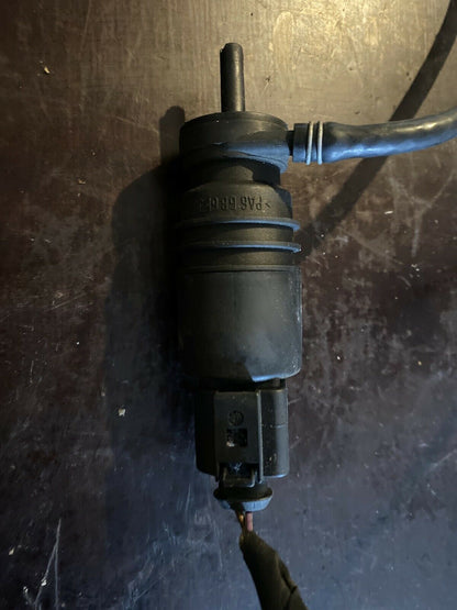 Mercedes Benz Pumpe Wischwasserpumpe A0335450228 - 008015