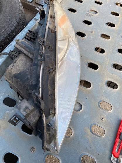 Ford Mondeo 3 Kombi Scheinwerfer links 1S7113006AL