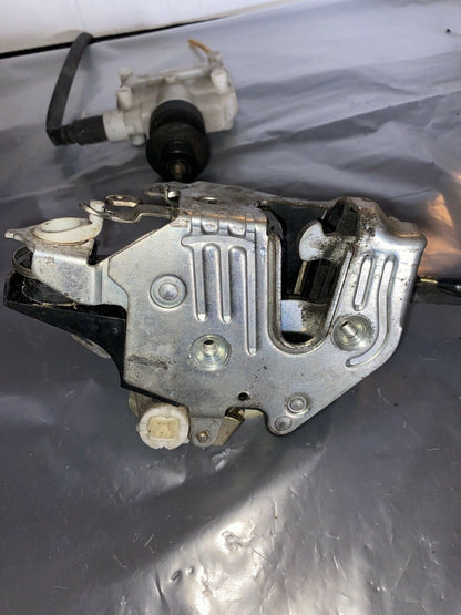 Mercedes W124 Türschlossriegel hinten links mit Stellmotor