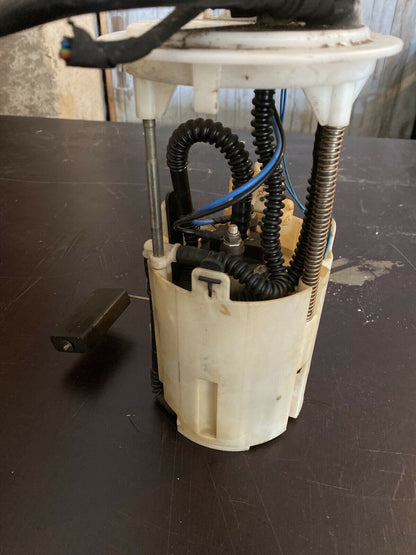 Mercedes Vito W639 Kraftstoffpumpe A6394701494