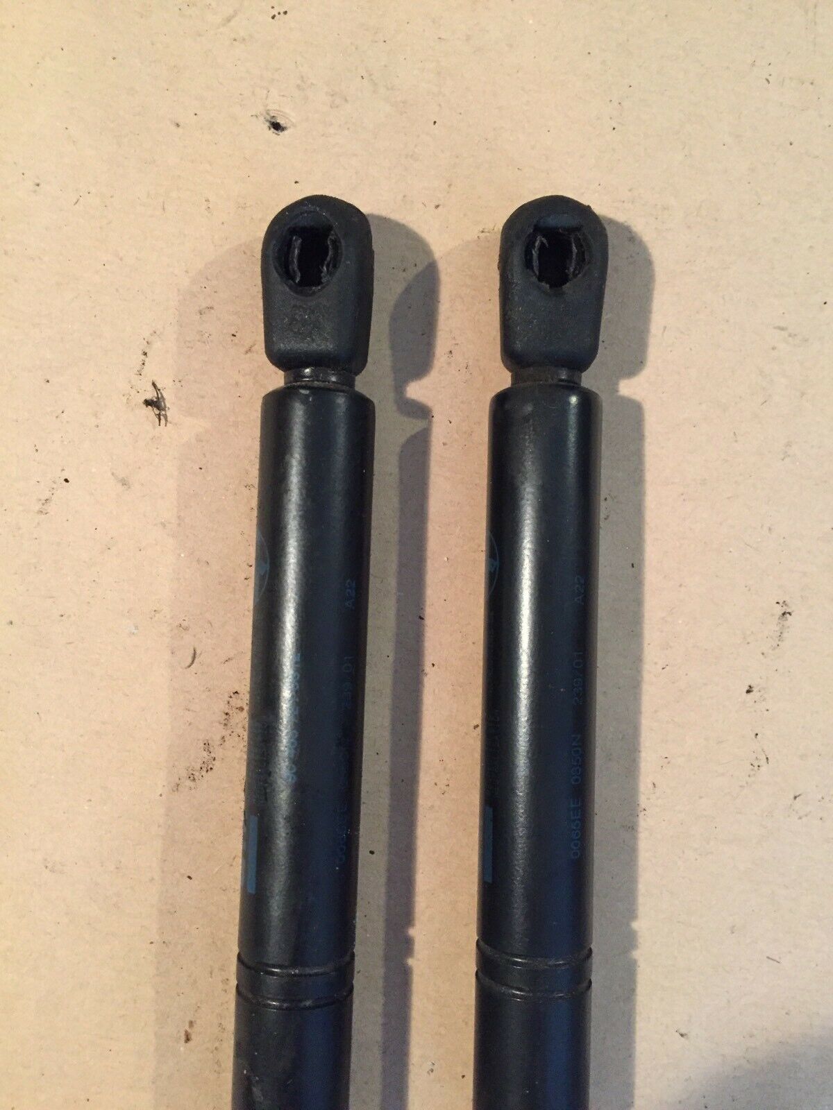 Opel Vectra B Gasdruckfeder Dämpfer Motorhaube  904637210512