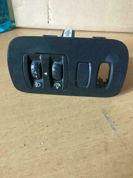 Renault Leuchtweitenregulierung Regler 8802012