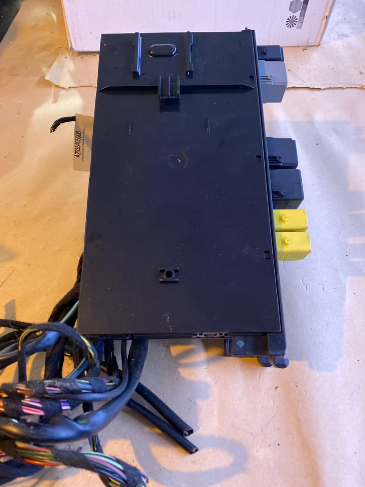 Mercedes W203 Relaikasten A2095450101