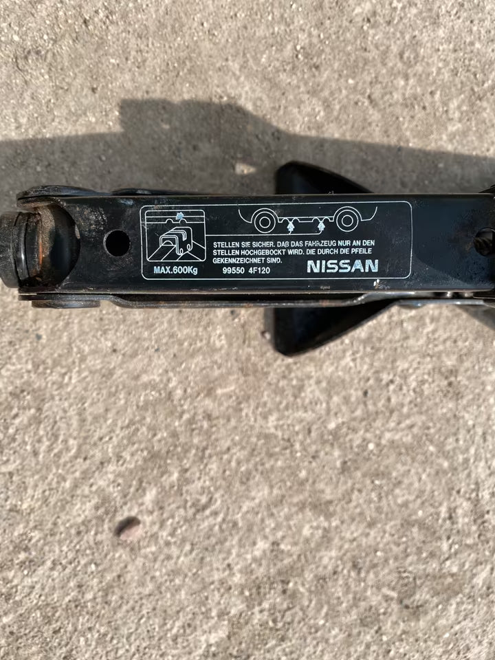 Nissan Wagenheber 995504F120