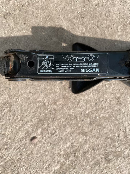 Nissan Wagenheber 995504F120