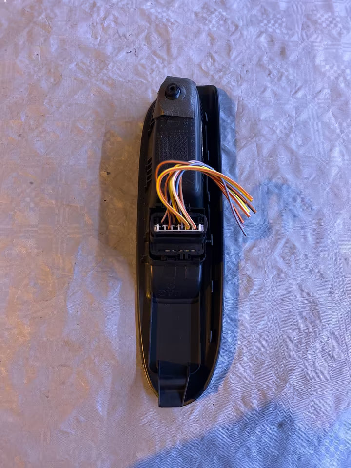 Renault Clio 2 Fensterheberschalter Links 8200084003