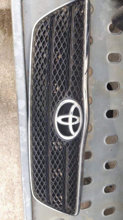 Toyota Corolla E12U  Frontgrill