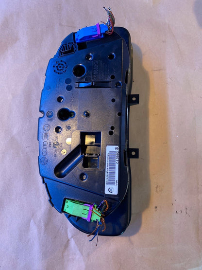 Original VW Passat 3BG 1,9 TDI Tacho Kombiinstrument  3B0920809