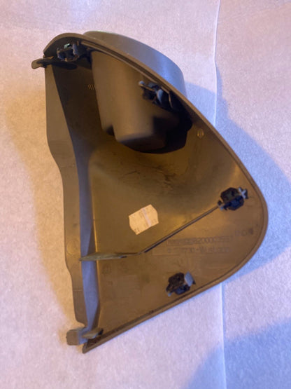 Opel Vivaro Getränkehalter Links