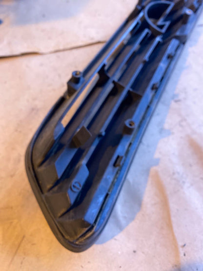 Opel Astra G Frontgrill 90588120