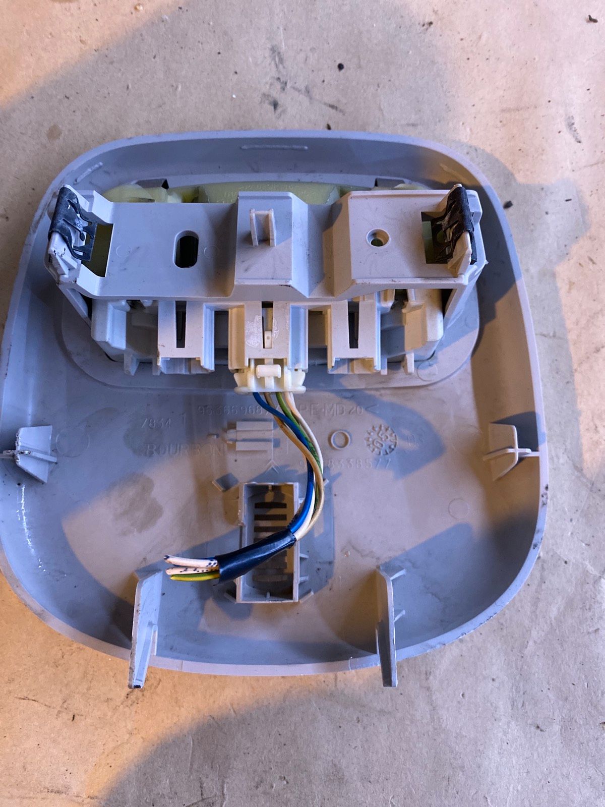 Peugeot 407 207 Leselampe Innenbeleuchtung 9636696877