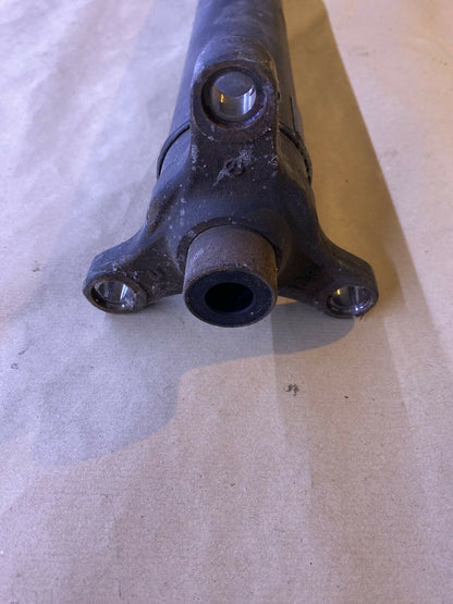 Mercedes W203 Kardanwelle Teilstück 2034105106