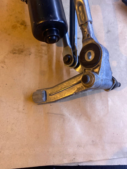 BMW E91 Schribenwischergestänge mit Motor 697826301
