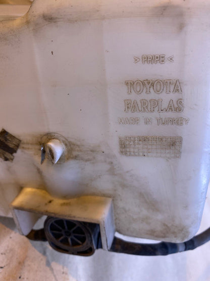 Toyota Corolla Wischwasserbehälter inkl Pumpe