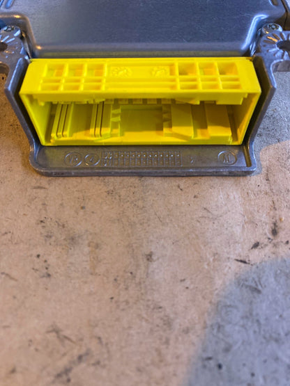 VW Passat 3BG Airbagsteuergerät 1C0909605C