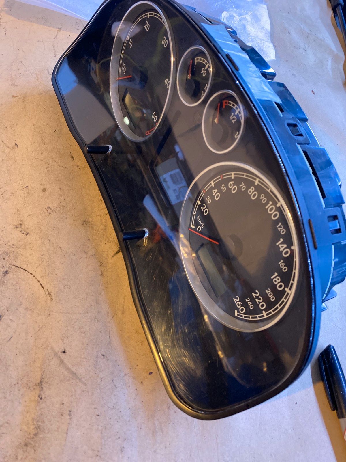 VW Passat 3B Tachometer 3B0920809E