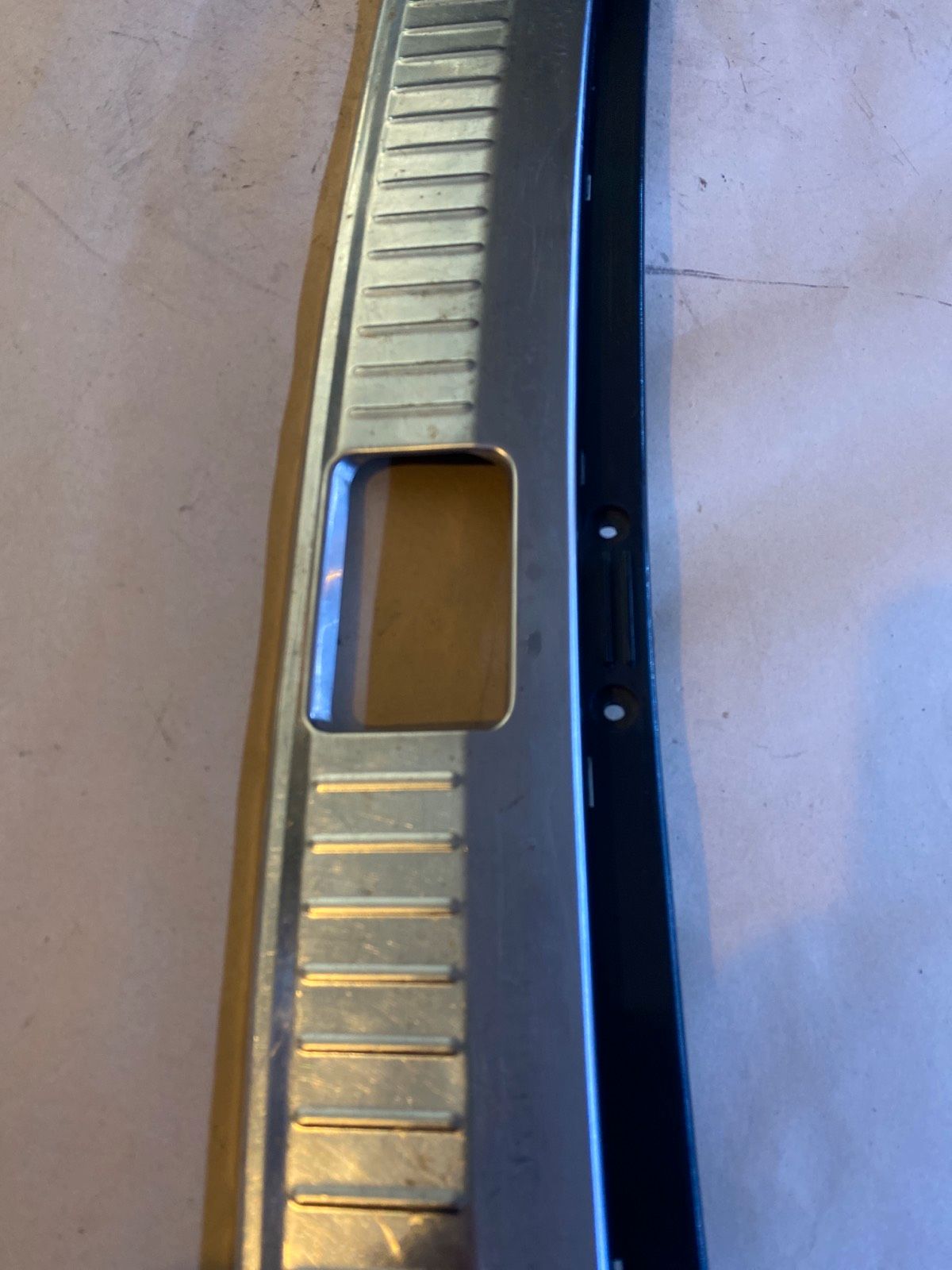 Mercedes W203 Kantenschutz Kofferraum A2036901887
