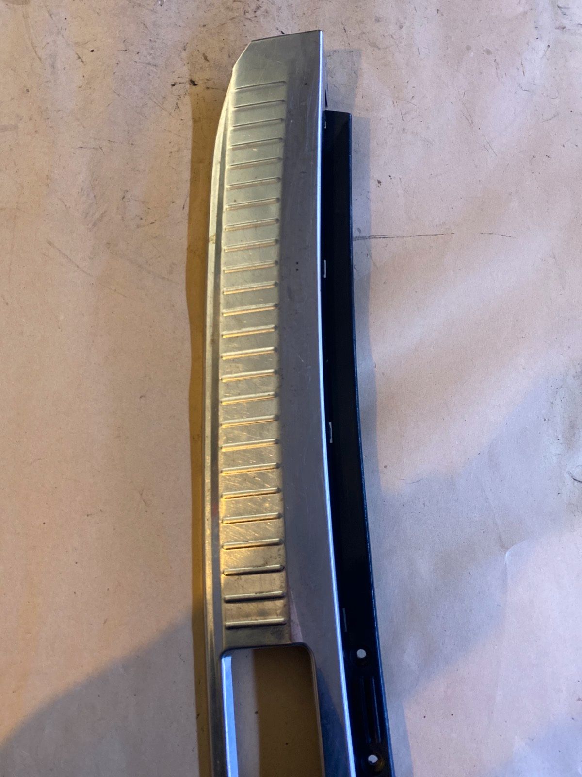 Mercedes W203 Kantenschutz Kofferraum A2036901887