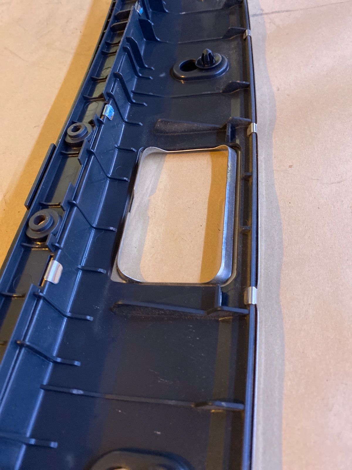 Mercedes W203 Kantenschutz Kofferraum A2036901887