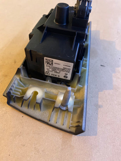 BMW E91 Bj.07 Lichtschalter mit Blende 6932972