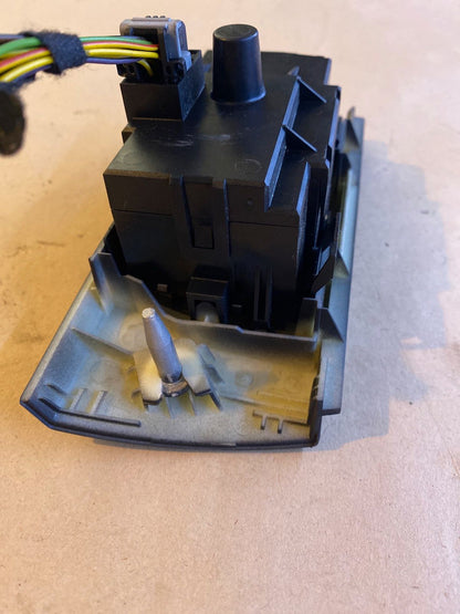 BMW E91 Bj.07 Lichtschalter mit Blende 6932972