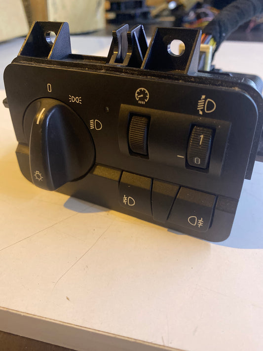 BMW 3 (E46) Lichtschalter 318 i 61316901429
