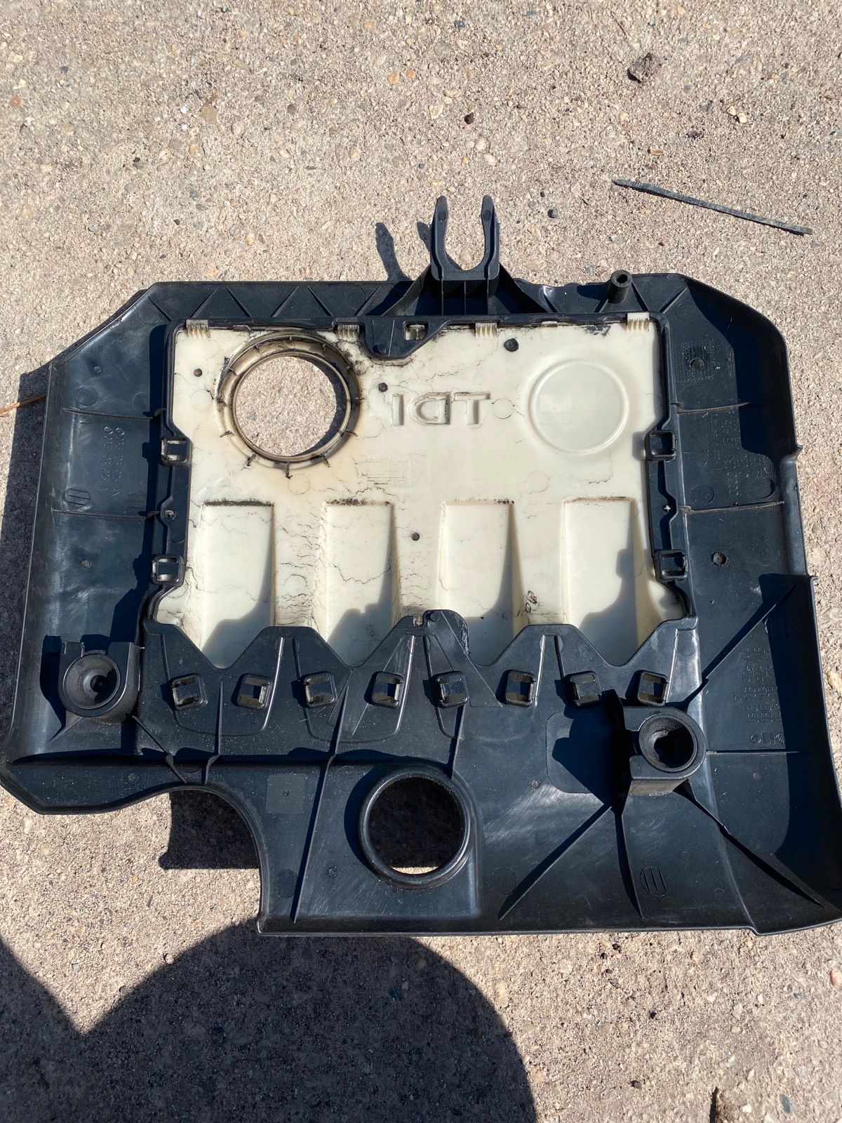 VW Passat/Golf /Seat/Motordeckel 03G103925
