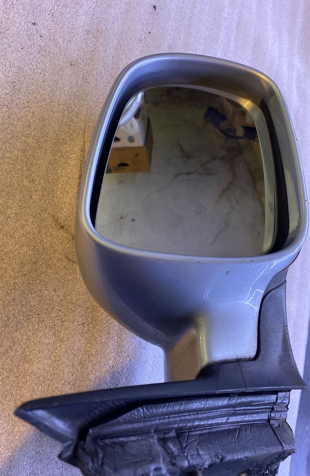 VW Passat 3B Rechter elektr Seitenspiegel 3b0857934