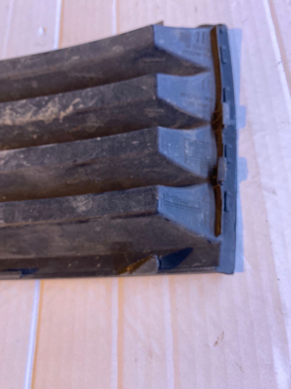 Opel Zafira B Stosstange unten links 13124987