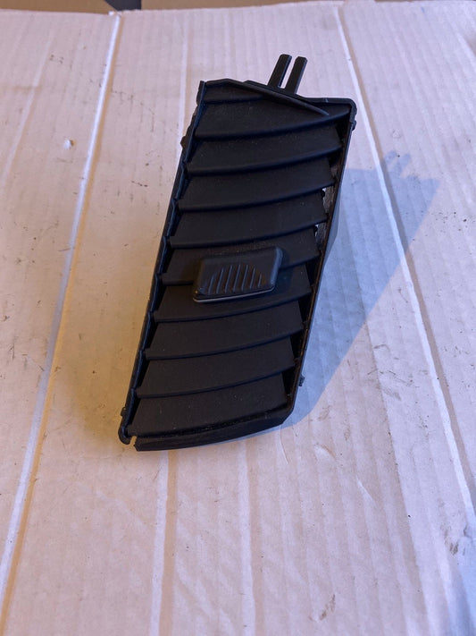 Opel Zafira B Luftdüse 13145264