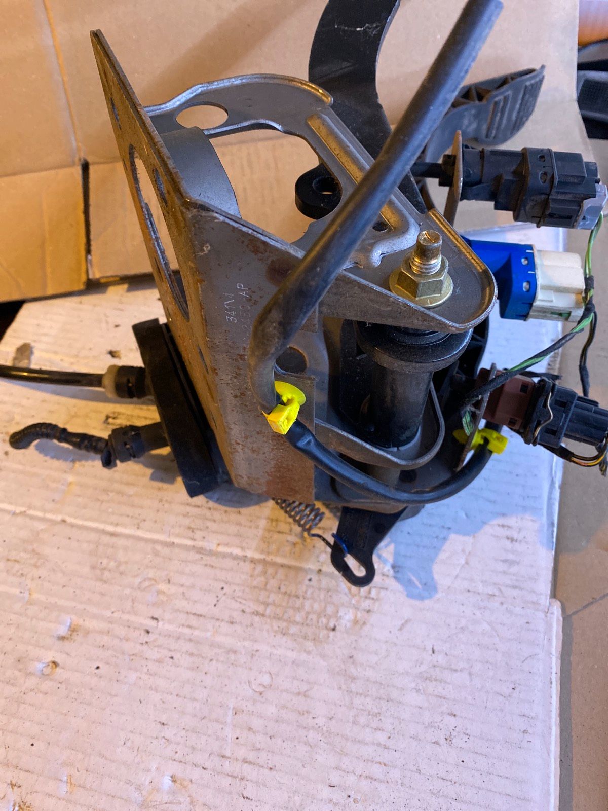 Ford Fusion/Fiesta V Pedalblock  2S61-2450-AP