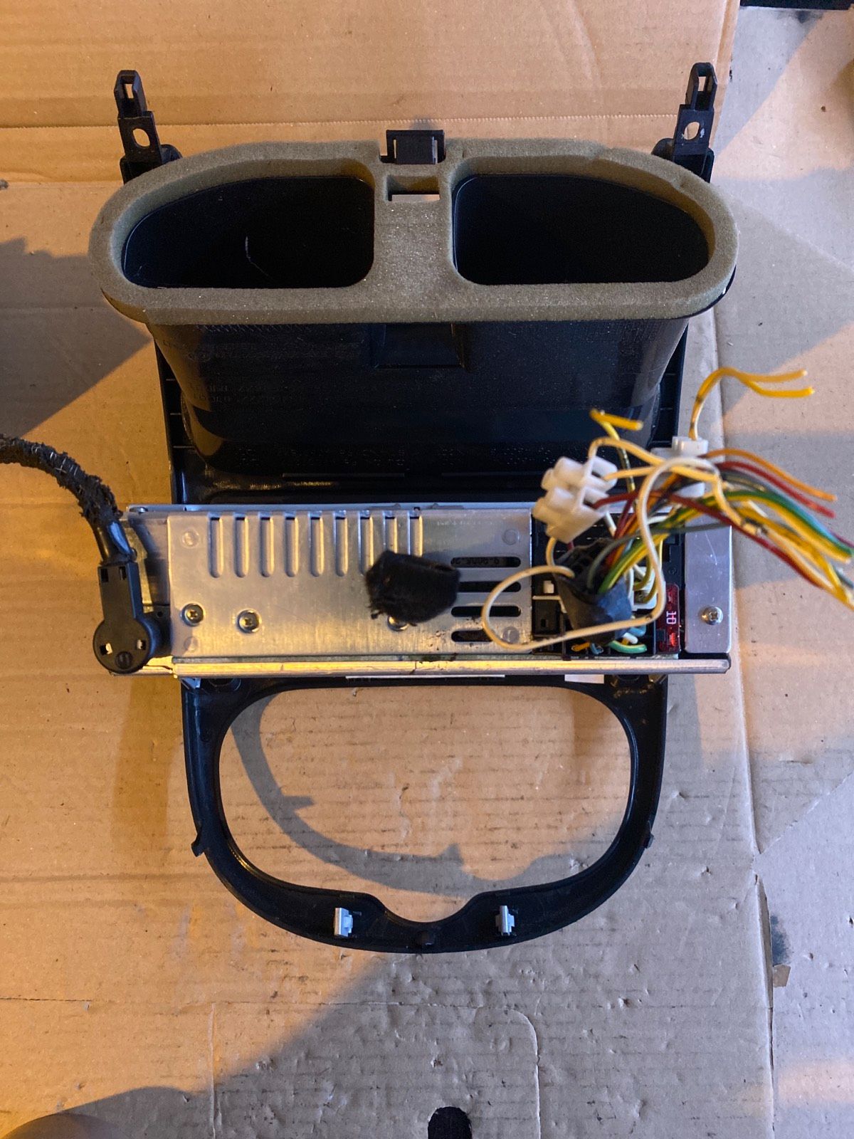 Peugeot 206 Einbaurahmen Verkleidung mit CD-Radio