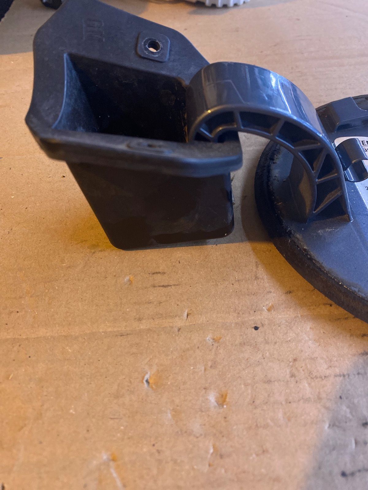 Opel Zafira B Tankdeckel 13129588