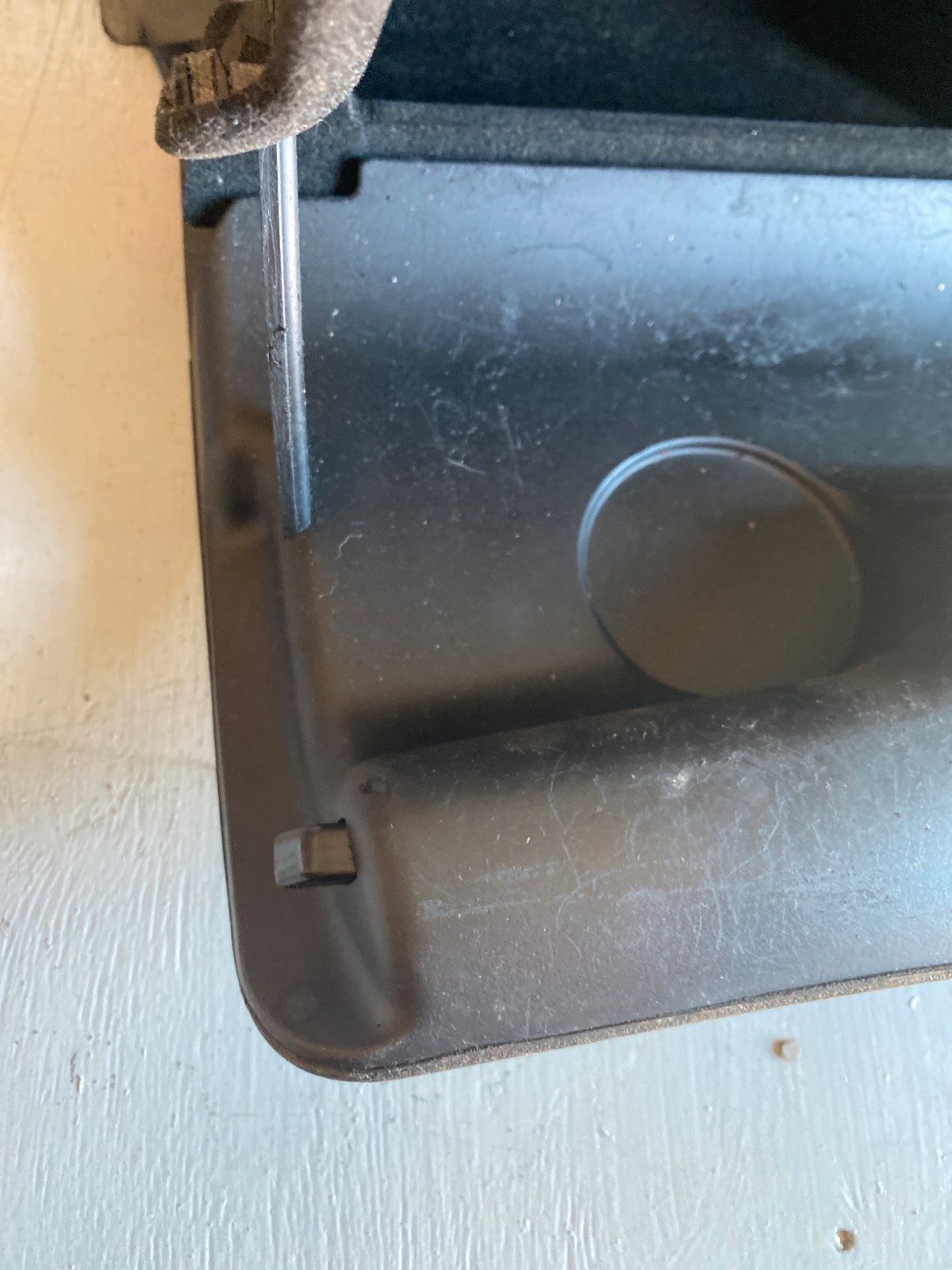 VW Passat 3B Handschuhfach schwarz