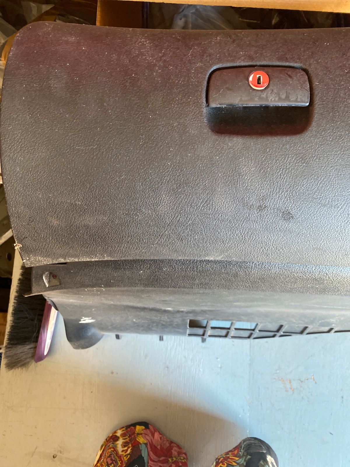 VW Passat 3B Handschuhfach schwarz