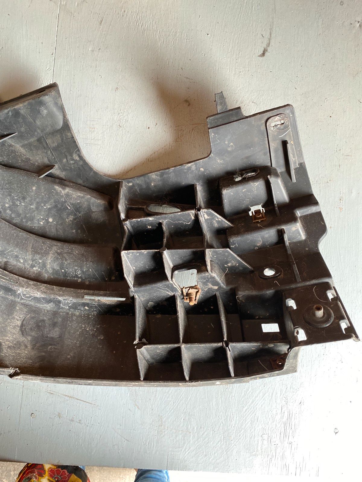 Opel Vivaro Stoßstange Stoßstangenhalter Links 93856001