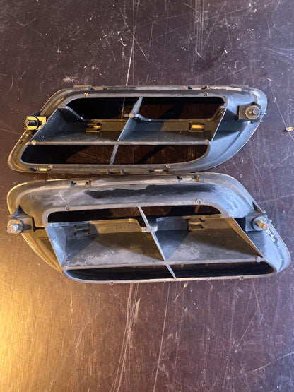 Nissan Primera P11 Frontgrill 6232*2F & 6233*2F